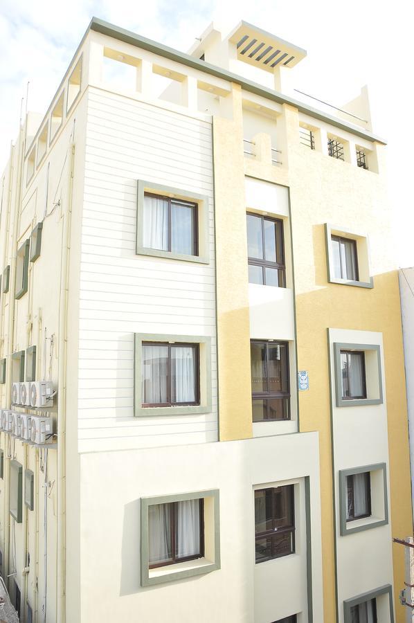 Hotel Pasupala Grand Anantapur Dış mekan fotoğraf